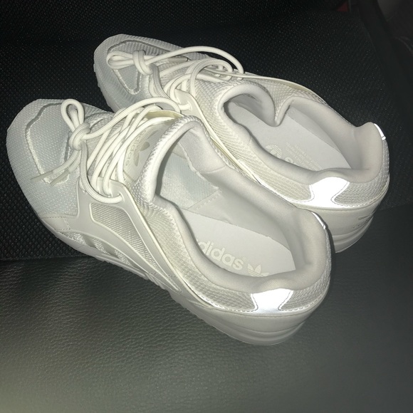 RARE - Adidas Racer Lite All White 10.5US - Picture 3 of 7